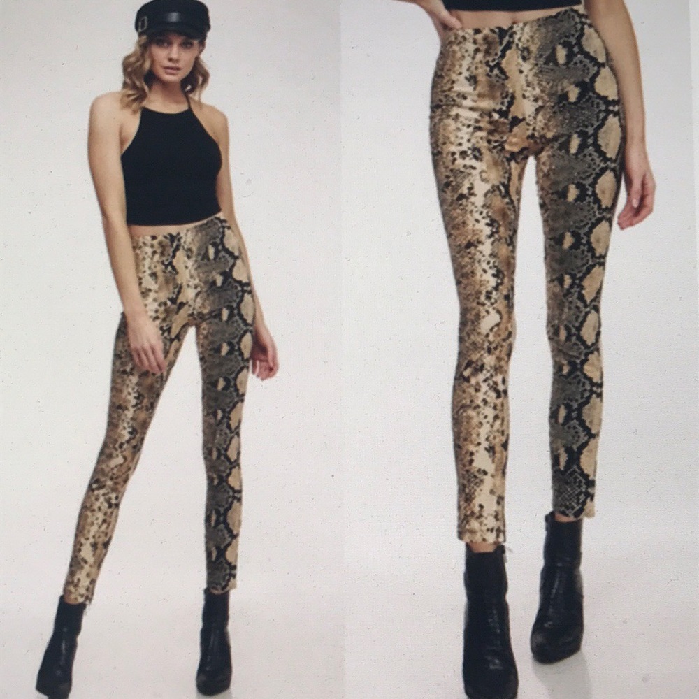 Snake Skin Print Pants .New  sizes available S/M/L